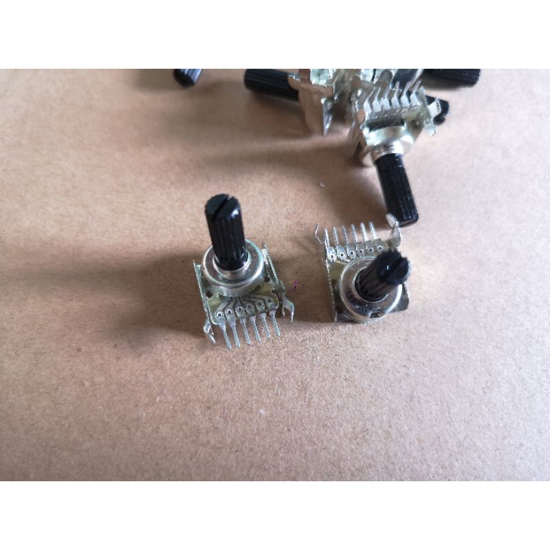 Chiết áp 6 chân ngang dùng cho vang cơ,  số , amply