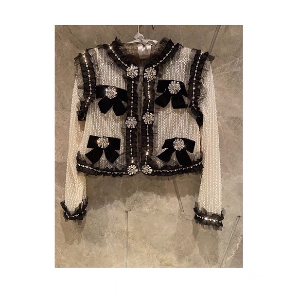 ÁO KHOÁC MÙA THU TIỂU THƯ SANG CHẢNH ĐÍNH ĐÁ VIỀN REN