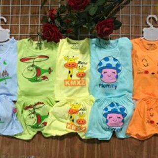 Set 5 bộ quần áo cộc tay cho bé