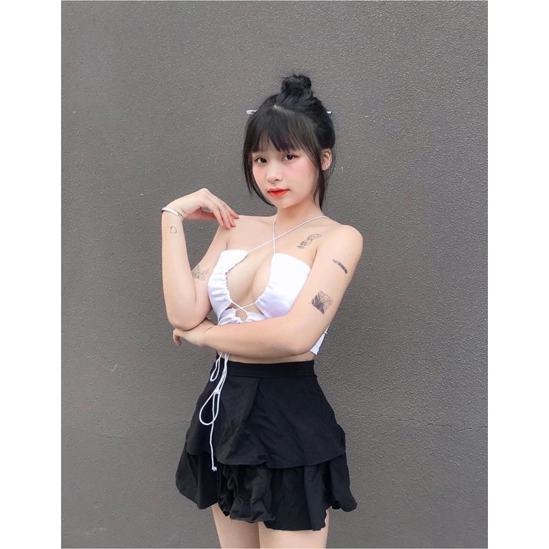 Áo croptop hở ngực