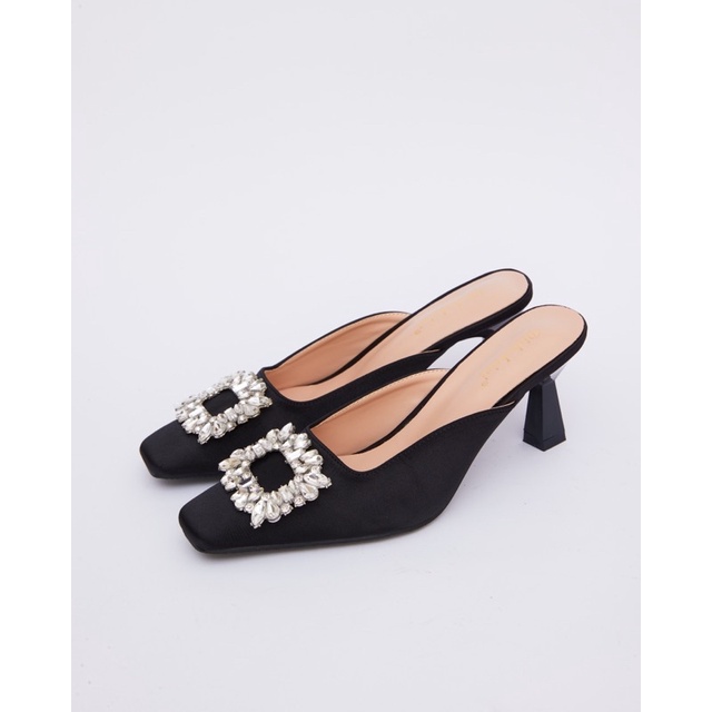 22176 - CAO GÓT IVY SATIN CLOSED TOE MULES