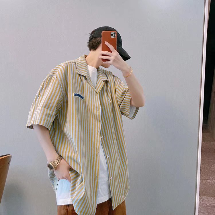 Áo Sơ Mi Tay Ngắn Dáng Rộng Họa Tiết Kẻ Sọc Thời Trang Mùa Hè Hàng Mới 2022 Cho Nam
