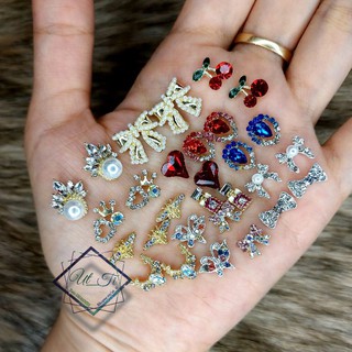charm lông công mã 38