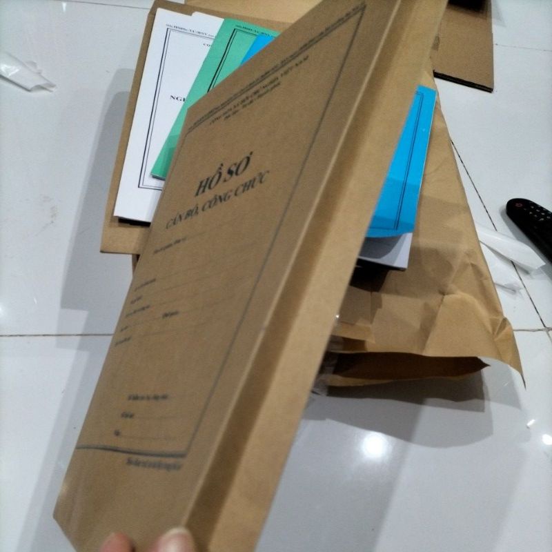 10 Bì Hồ Sơ Cán Bộ Công Chức giấy dày,đáy 3cm
