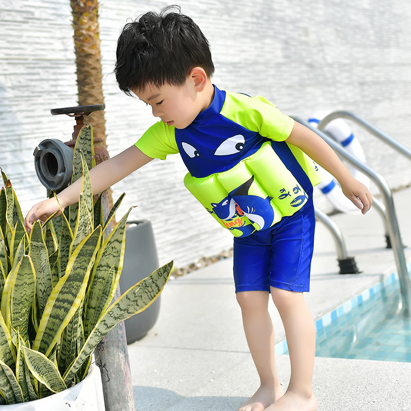 Bộ đồ bơi liền thân chống tia UV họa tiết dễ thương dành cho bé từ 1-10 tuổi
