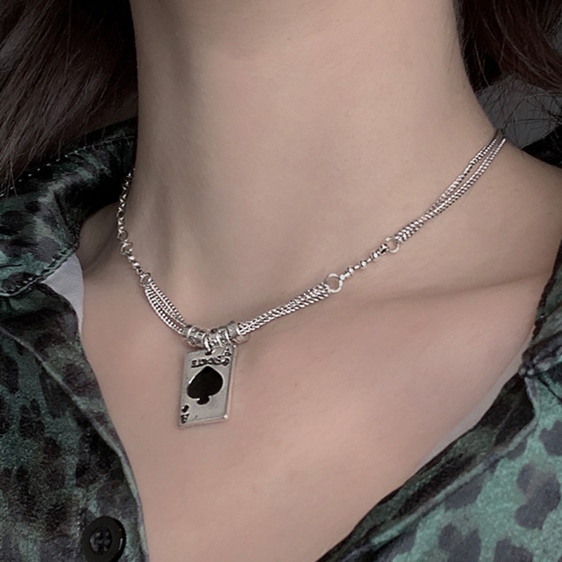 Vòng cổ nhiều lớp có mặt dây phong cách hip hop xu hướng