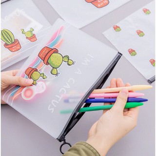 Hộp bút trong suốt xương rồng loại to (17cm x 21cm)