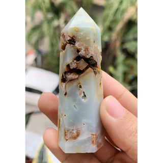 Trụ đá Blue caribeen calcite