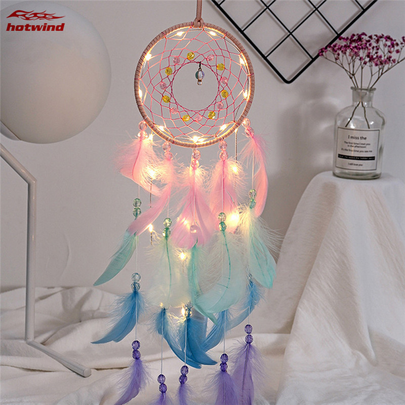 Dreamcatcher tích hợp đèn LED lung linh treo tường trang trí nội thất