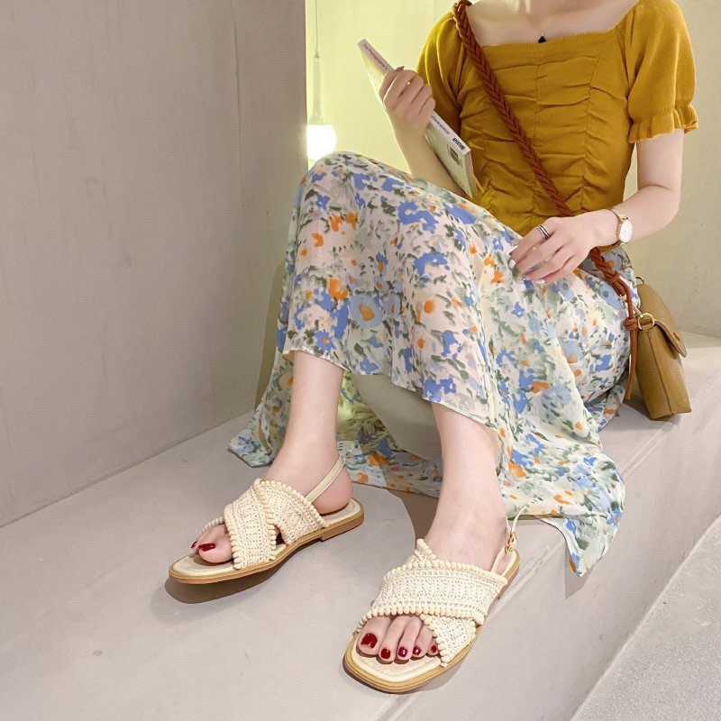 Giày Sandal Nữ Đế Bằng Mũi Vuông Thiết Kế Quai Chéo Thoải Mái Thời Trang Hàn Quốc Đi Làm, Đi Chơi...