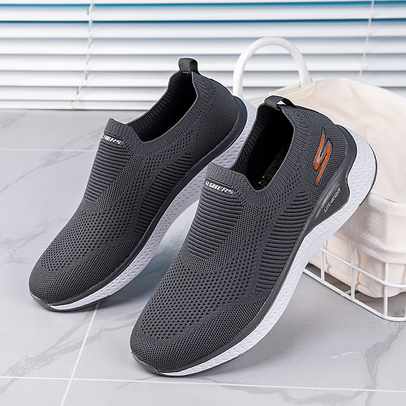 Giày slip on Skechers có size 40-48  | BigBuy360 - bigbuy360.vn