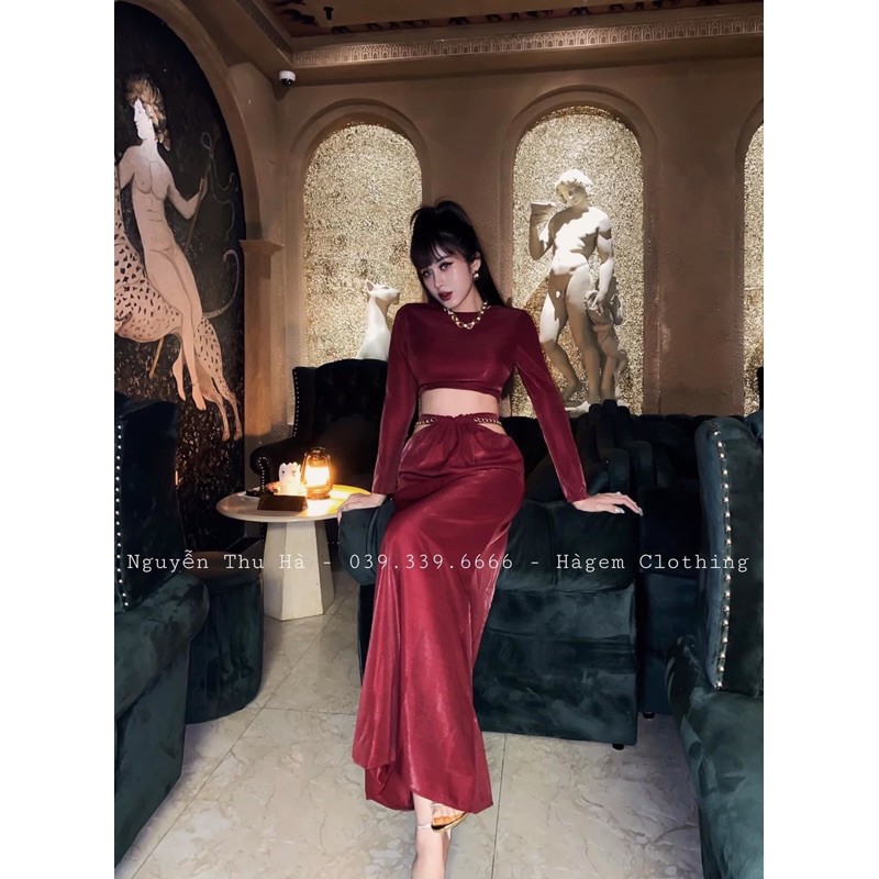 Sét áo croptop tay dài mix kèm chân váy dài cạp chéo khoét hông