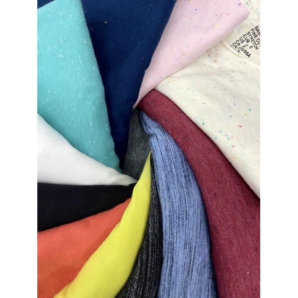 Áo thun trơn basic HM  cổ tròn vnxk