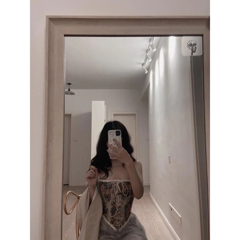 Áo thổ cẩm viền ren croptop đan dây corset phong cách pháp