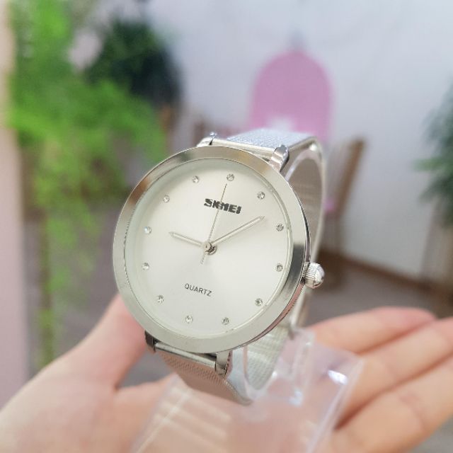 Đồng hồ nữ Skmei chính hãng thời trang dây thép lụa cao cấp Tony Watch 68