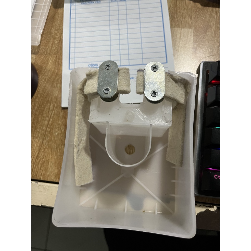 Hộp nhớt Thang Máy