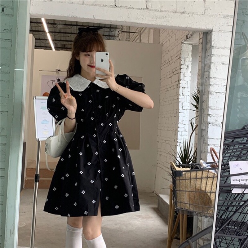Váy xoè tay phồng cổ sen phong cách tiểu thư đáng yêu xinh xắn