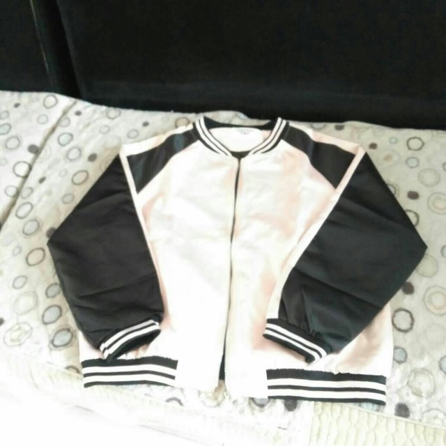 Áo khoác thể thao- kèm ảnh thật