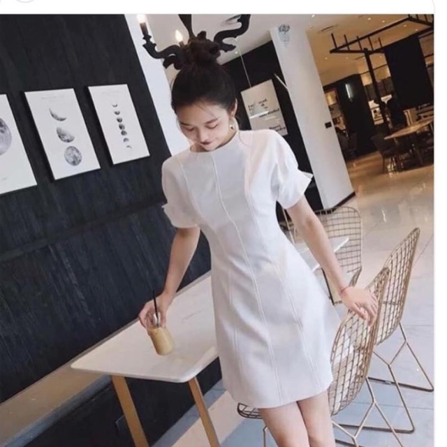 Váy của e huyền