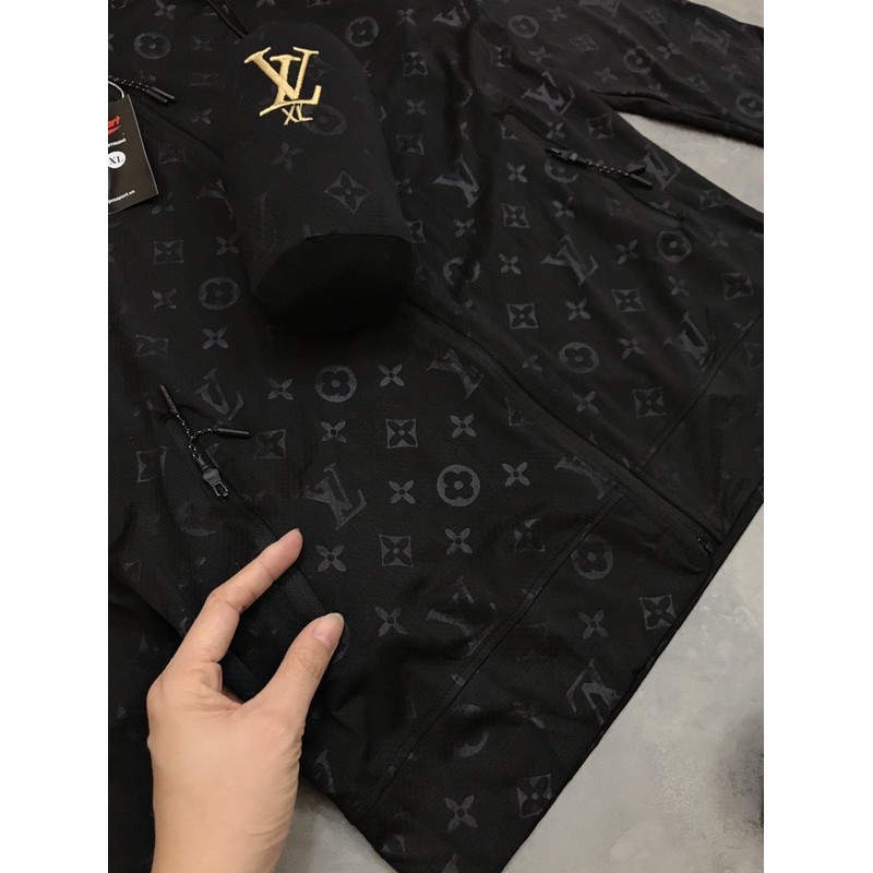 ÁO CHỐNG NÓNG NAM NŨ HOẠ TIẾT XỊN XÒ | BigBuy360 - bigbuy360.vn