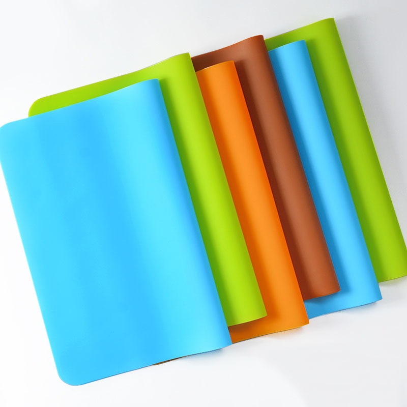 Tấm Lót Bàn Học Bằng Silicone Cỡ Lớn Đa Năng Tiện Dụng