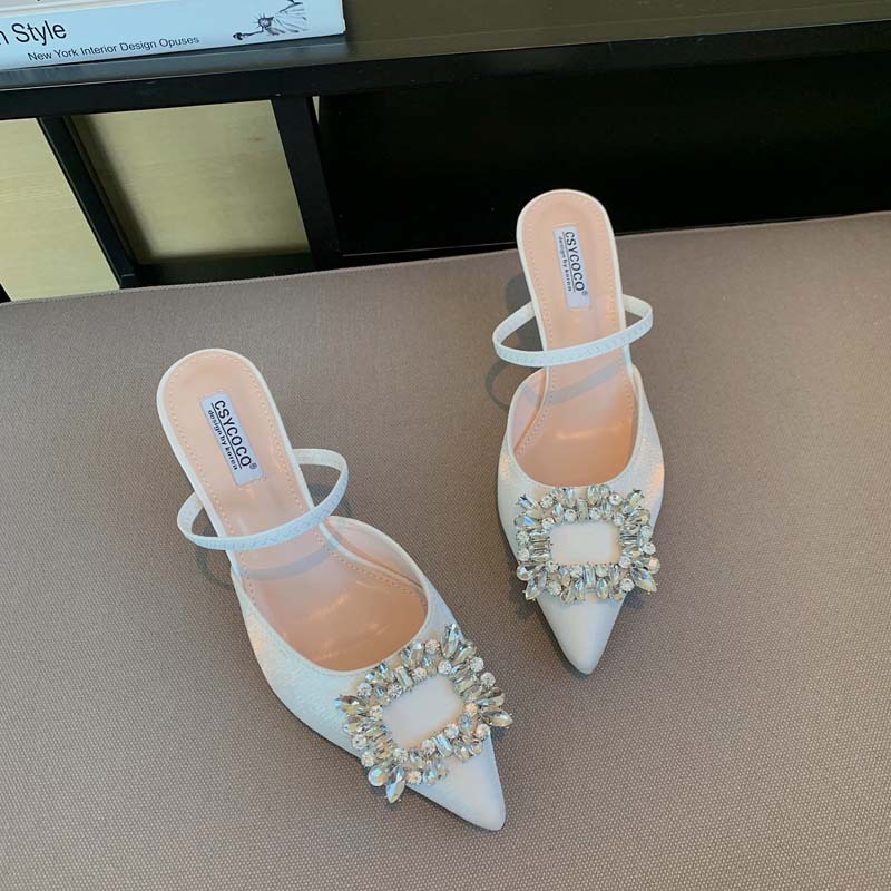 Giày cao gót nữ bít mũi đính đá 7 phân, sandal cao gót đính đá 7 phân UYÊN OLIVER SHOES mã CD63
