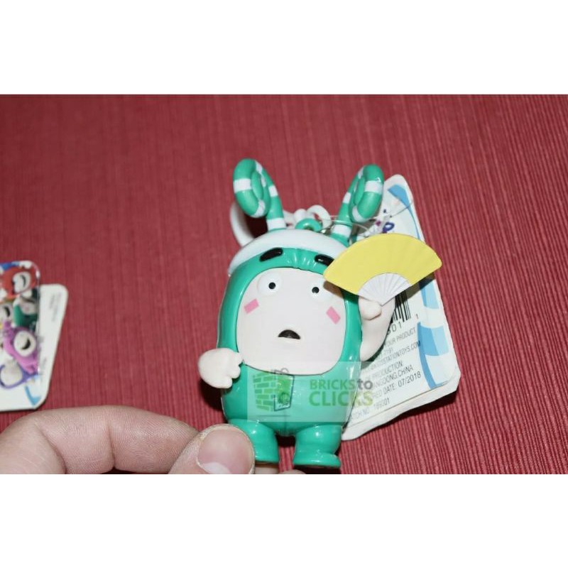 Móc treo cặp oddbods có âm thanh  size lớn 4*8cm hàng Mỹ
