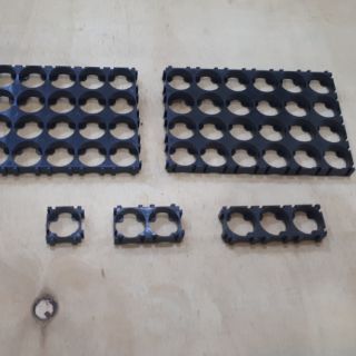 Khung cố định pin 18650