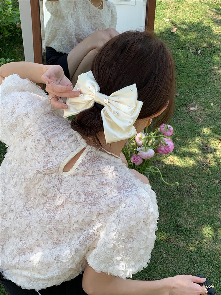 Áo Sơ Mi Ngắn Tay Cổ Tròn Họa Tiết Hoa Ngọt Ngào 50774