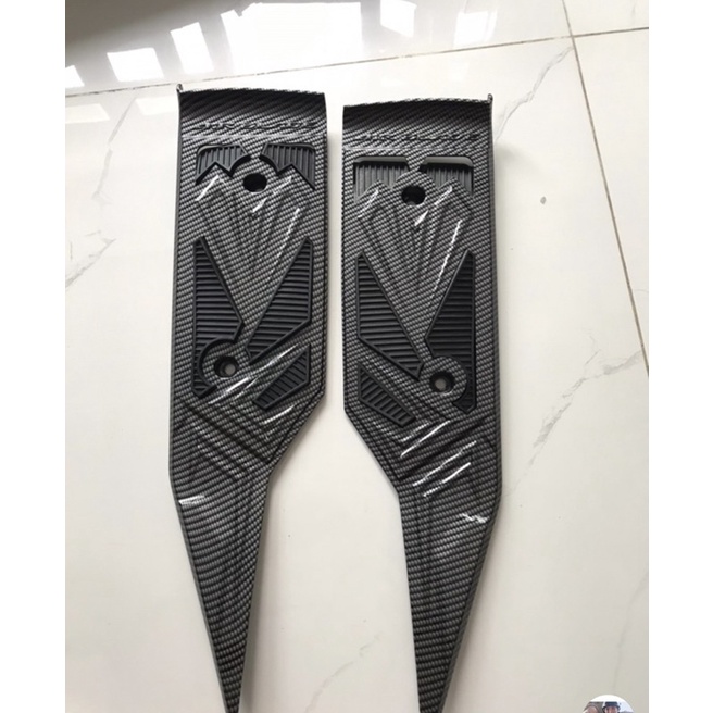 Gác Chân AB AirBlade 2016-2019 Carbon