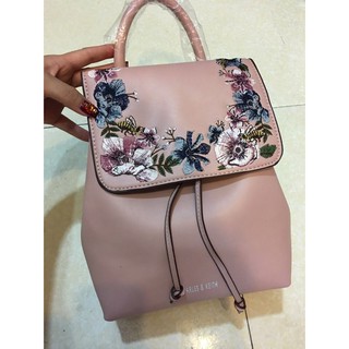 [NHẬP WBSFREE GIẢM 15%] Balo thêu Charles  Keith