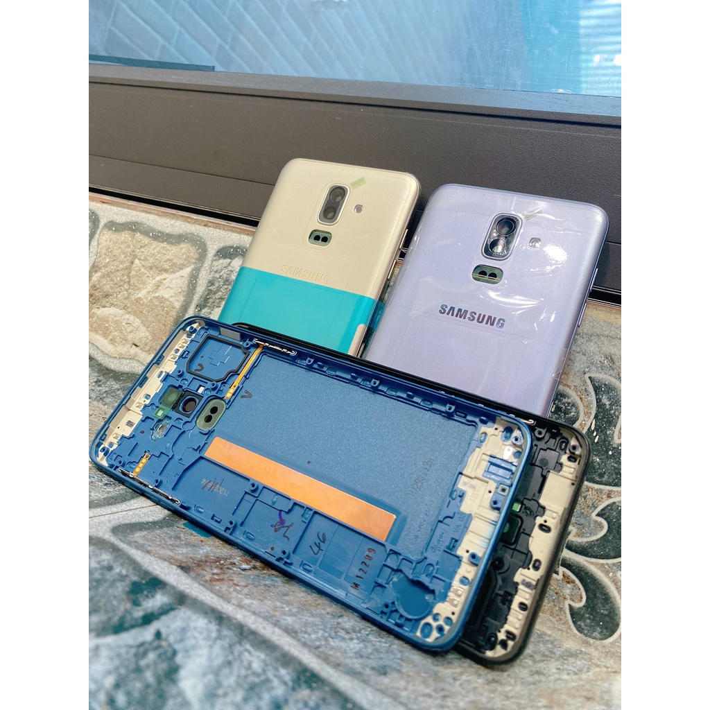 Vỏ samsung J8