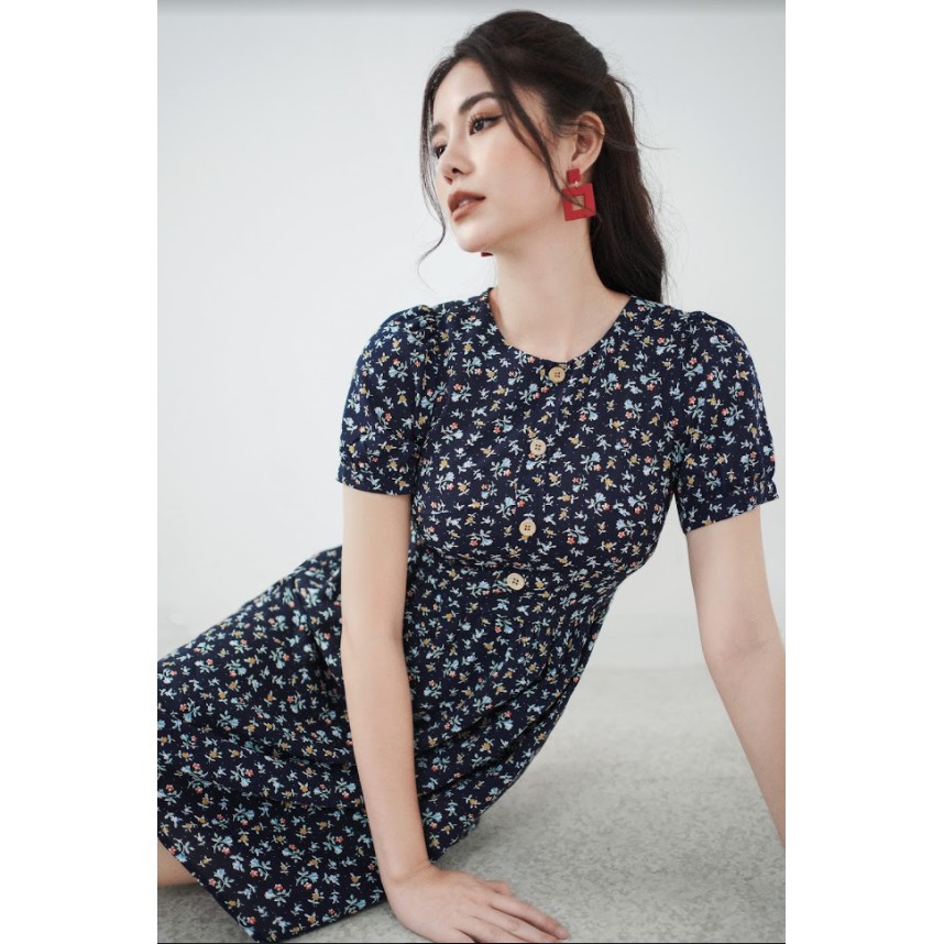 Đầm cổ tròn basic hoa summer nền navi 1VA1095  ADORE DRESS | BigBuy360 - bigbuy360.vn