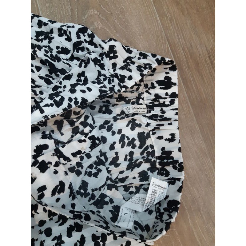 Chân váy Stra auth tuồn | BigBuy360 - bigbuy360.vn