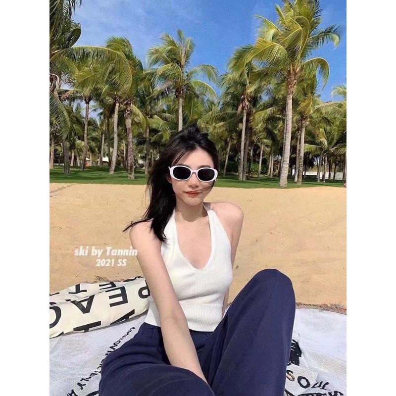 áo yếm đi biển