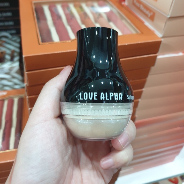 Phấn phủ kim tuyến Love Alpha