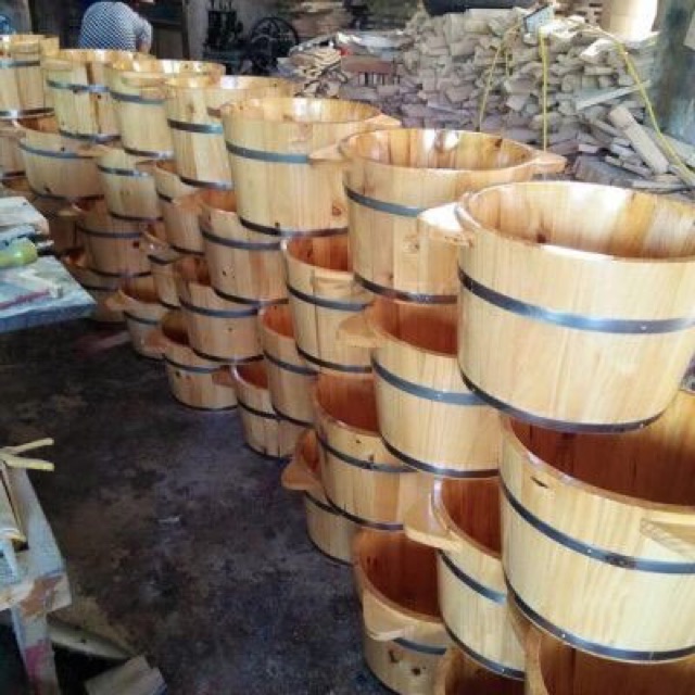 Châu gỗ ngâm chân có hạt massage