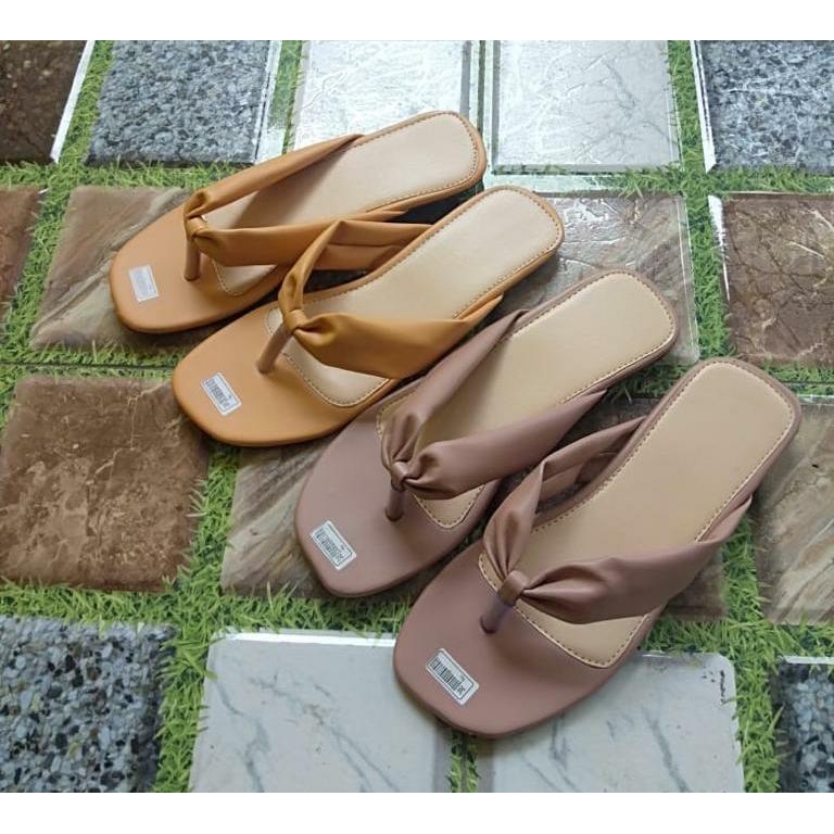 The Cheapest Kyoko Style Women 's Flip Flops