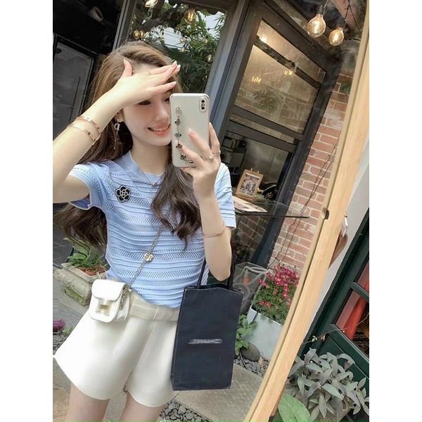 Áo len cài hoa nổi, len lỗ cổ tròn Quảng Châu 152
