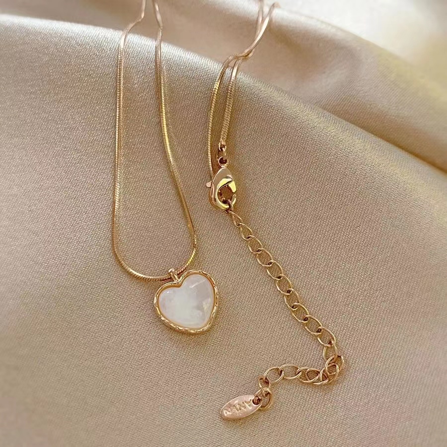 Dây chuyền hình trái tim nhỏ xinh thiết kế mới 2020 cho nữ