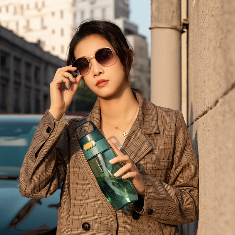 Bình nước Diller DB-015 chống tràn có ống hút tiện lợi dung tích 700ml