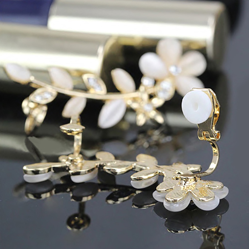 Cặp khuyên vành tai hình hoa dài cá tính trẻ trung dành cho nữ