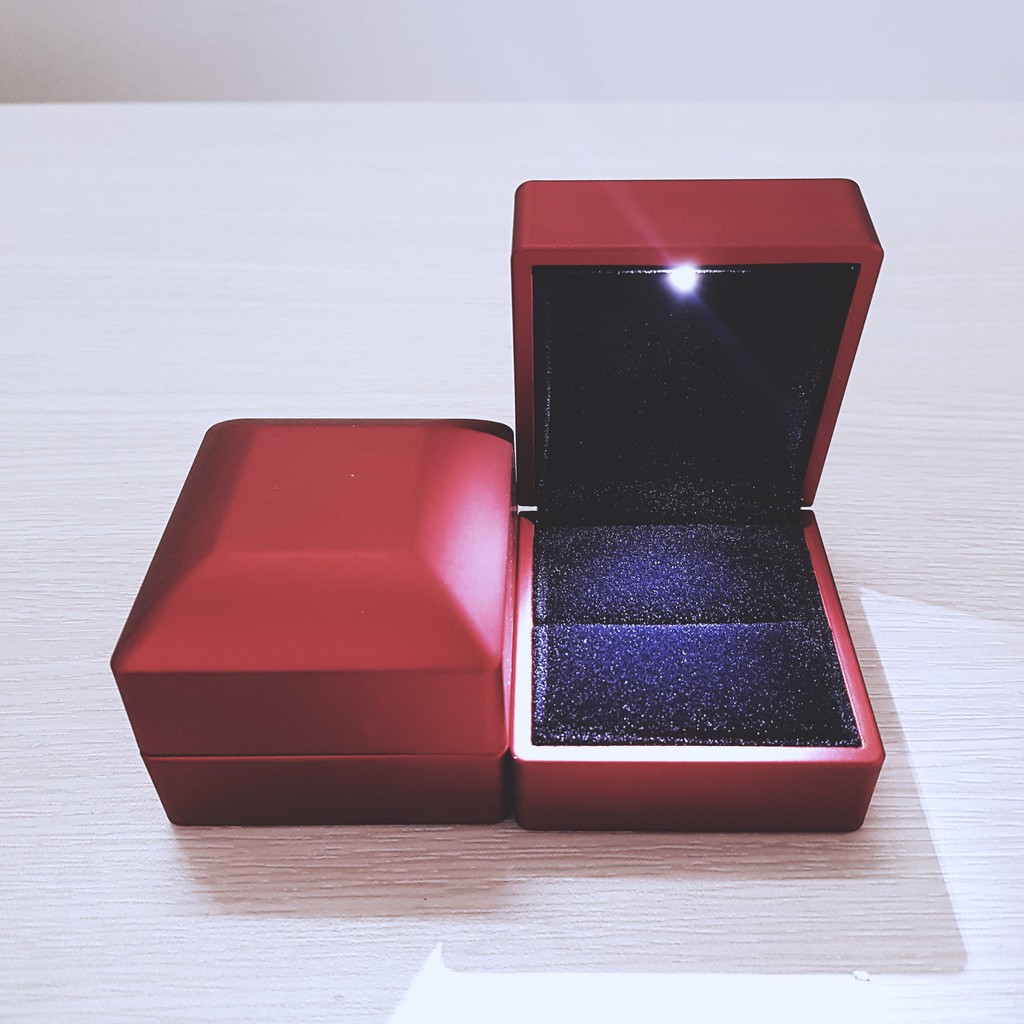 (Jewelry box) HỘP ĐỰNG NHẪN CƯỚI,BÔNG TAI CHO NỮ,HỘP QUÀ TẶNG TRANG SỨC,HỘP ĐỰNG NHẪN CAO CẤP CÓ ĐÈN LED (H19-2-NĐ)