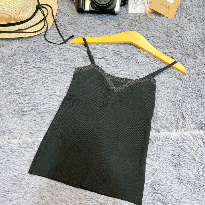 [FREESHIP] Áo 2 dây dáng body cổ v len min, cao cấp kết hợp áo vest ,áo khoác thu đông đều xinh | BigBuy360 - bigbuy360.vn