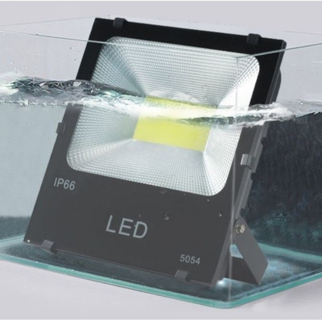 Đèn pha led ngoài trời chuyên công trình, bảng hiệu lắp đặt ngoài trời chống nước IP66  5054