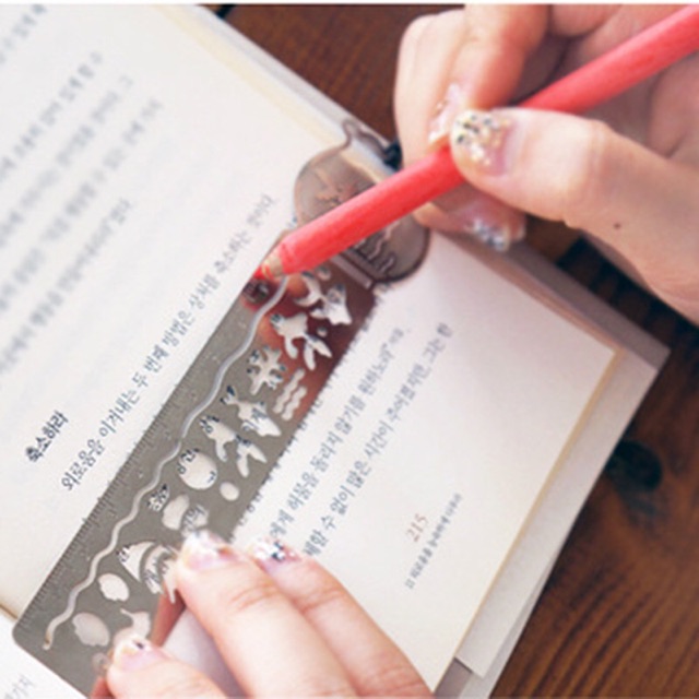 Thước khung hình bằng kim loại