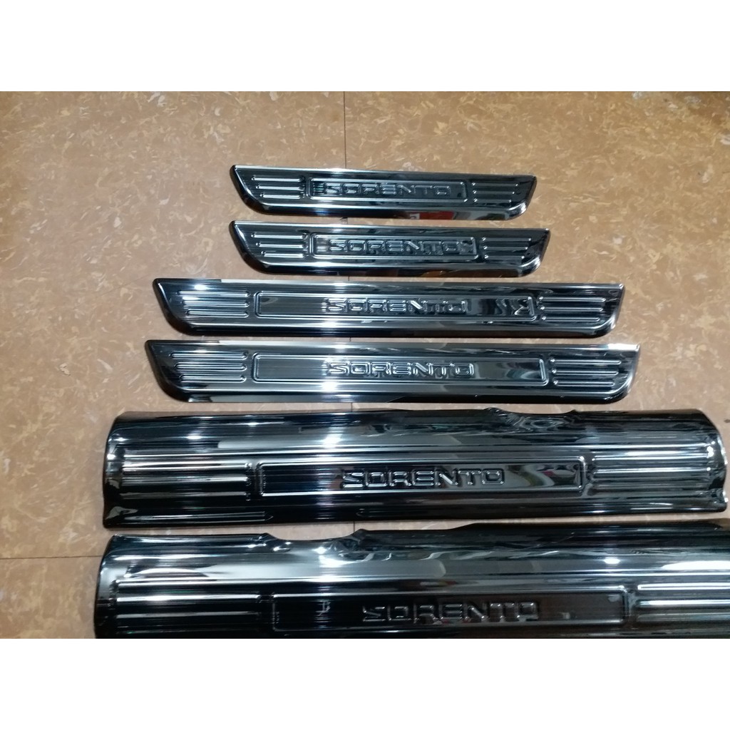 Bộ nẹp chân Trong và Ngoài 8 chi tiết xe Kia Sorento đời 2021