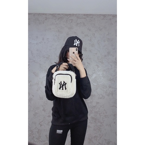 Túi Lông MLB FLEECE MINI CROSS BODY BAG full tagcode