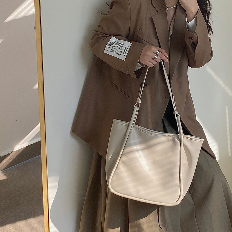 Túi đeo vai IELGY mềm mại thời trang đơn giản cho nữ