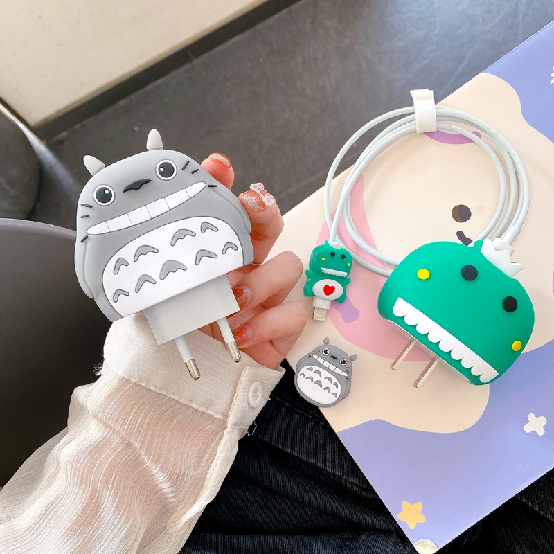 Vỏ Bảo Vệ Hộp Sạc Tai Nghe Nhanh Bằng Silicon Mềm Hình Totoro Cho IPhone 18W-20W